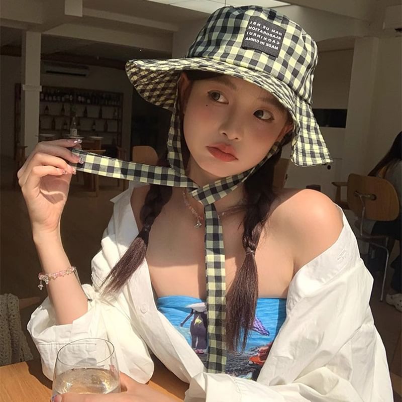 Checkered Cotton Bucket Hat With Chin Strap SpreePicky