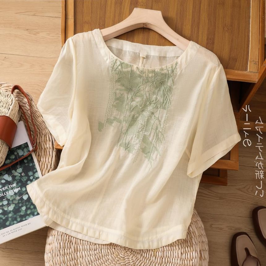 Short-Sleeve Leaf Embroidered Blouse SpreePicky