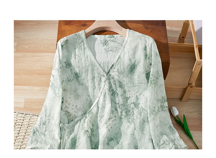 V-Neck Floral Blouse SpreePicky