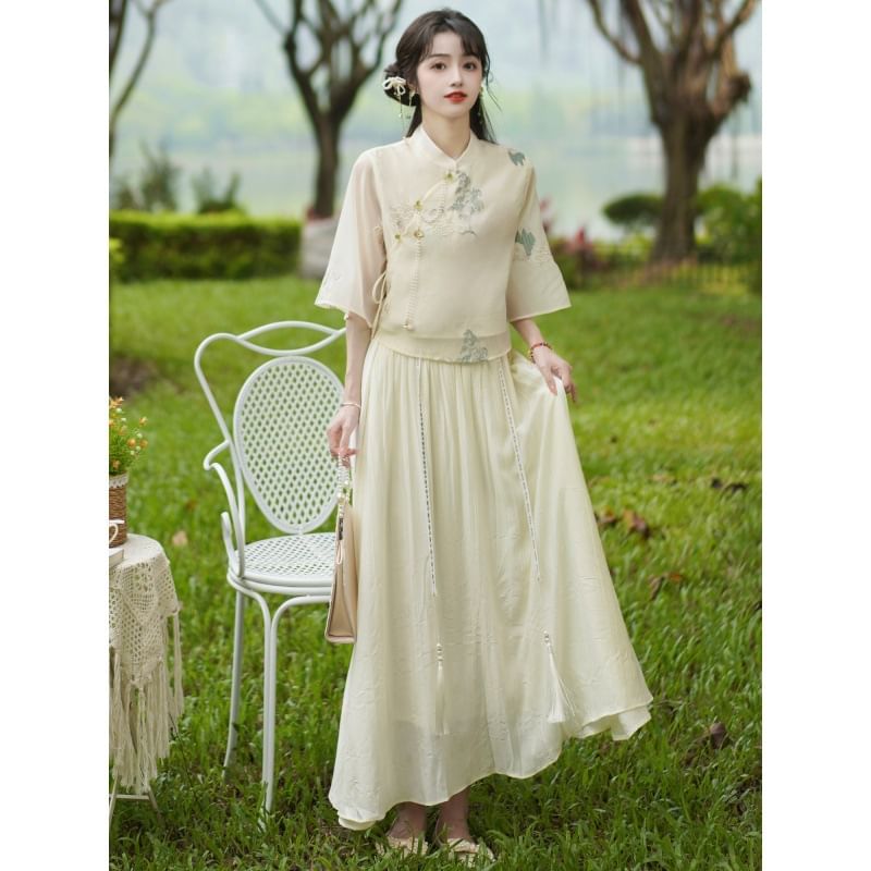 Set: Elbow-Sleeve Flower Embroidered Blouse + High Rise Plain Maxi A-Line Skirt SpreePicky