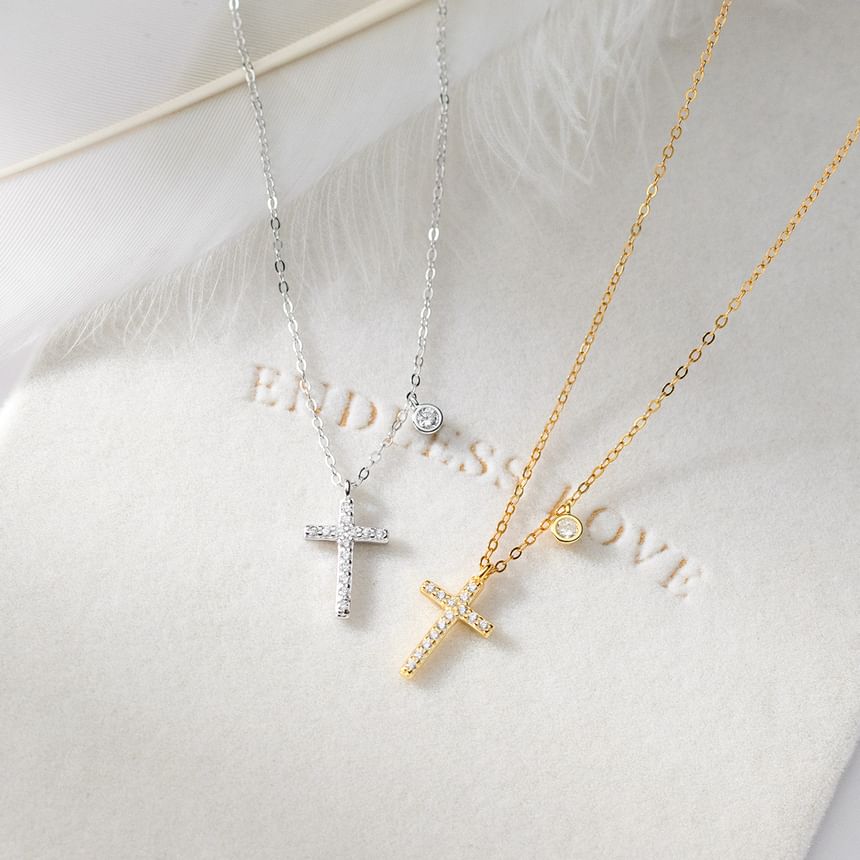 Rhinestone Cross Necklace SpreePicky