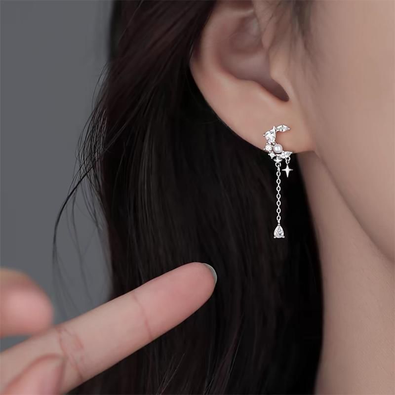 Moon & Star Alloy Dangle Earring mySite