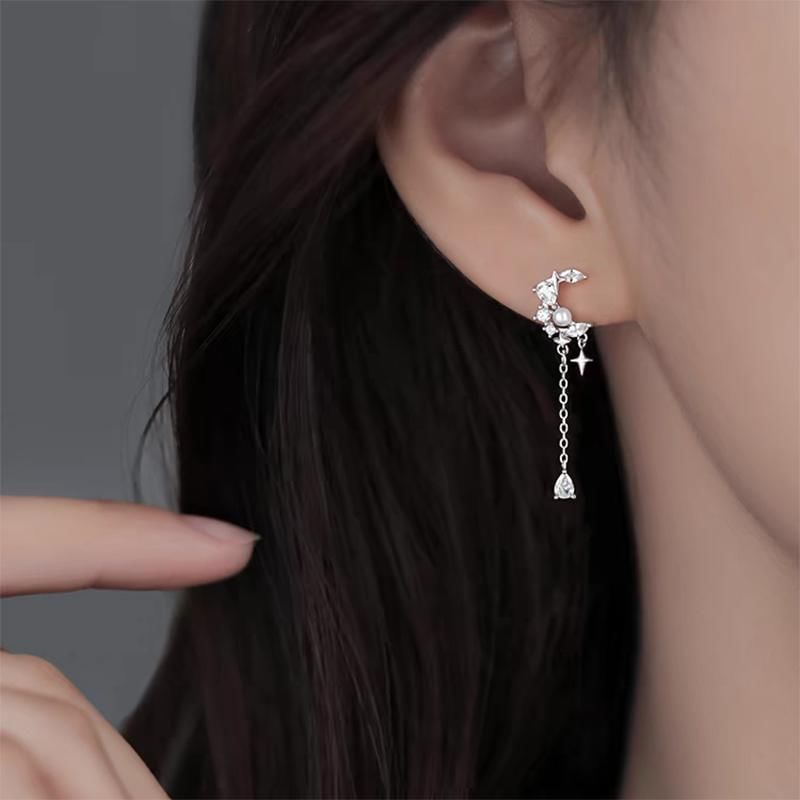 Moon & Star Alloy Dangle Earring mySite