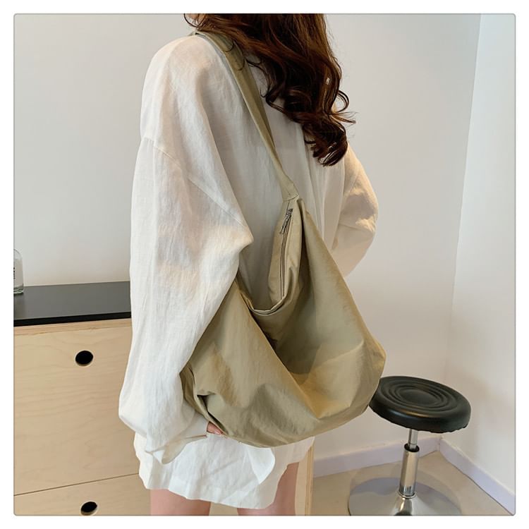 Plain Zip Shoulder Bag SpreePicky