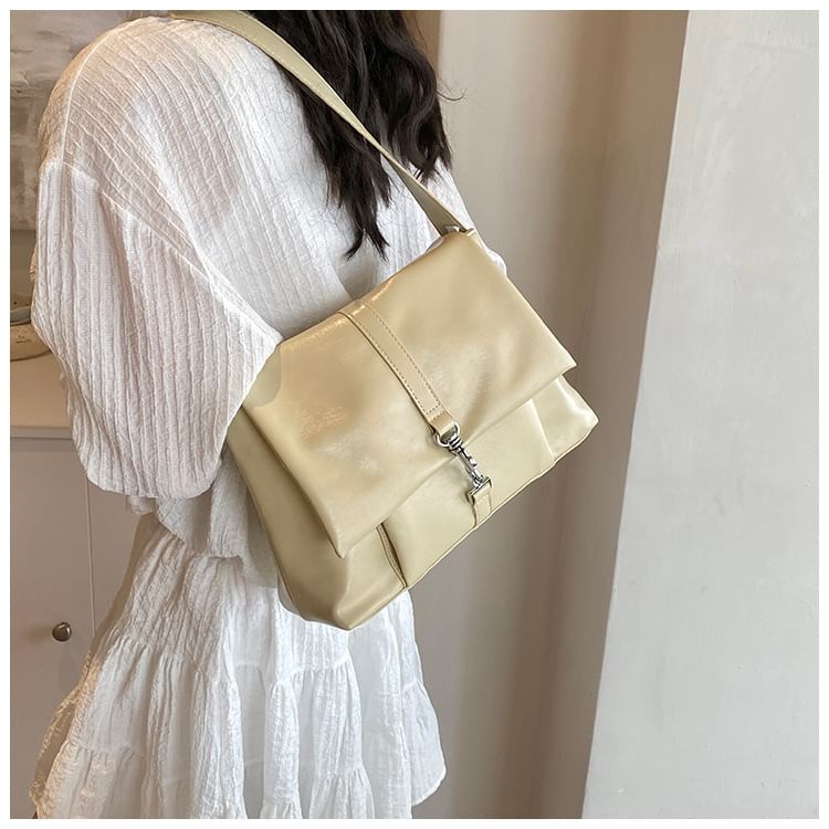 Flap Buckle Tote Bag SpreePicky