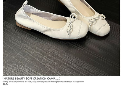 Plain Bow Accent Faux Leather Flats mySite