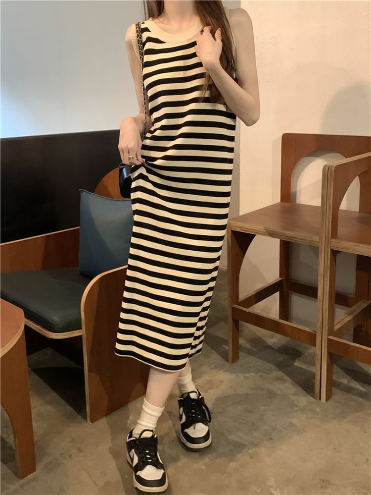 Striped Sleeveless Round Neck Bodycon Long Dress SpreePicky