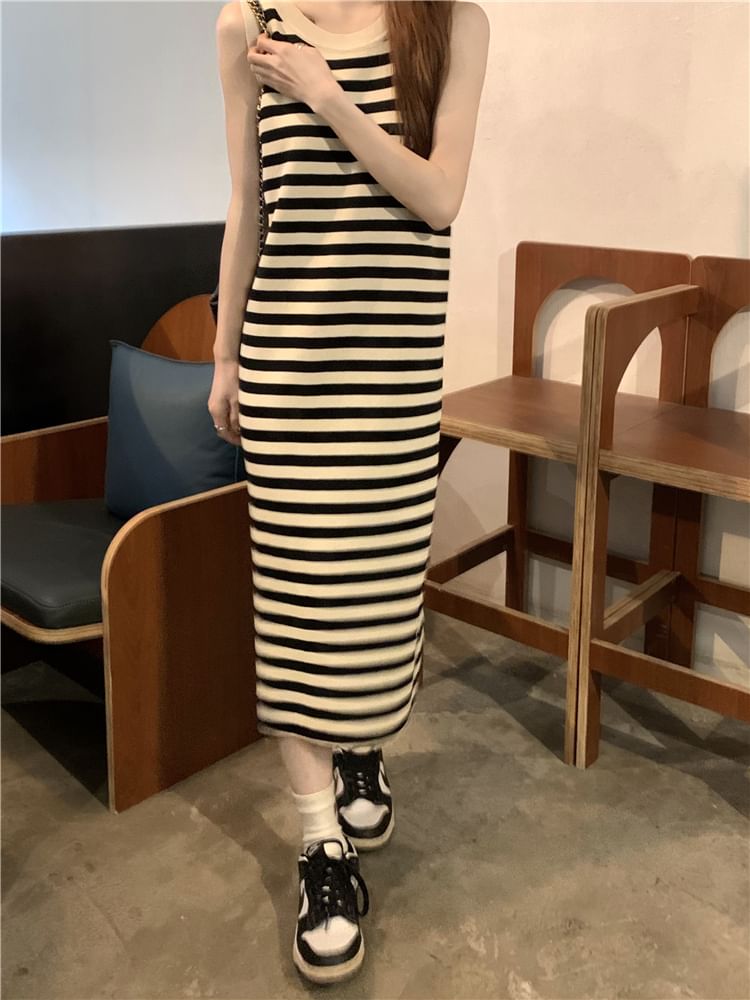 Striped Sleeveless Round Neck Bodycon Long Dress SpreePicky