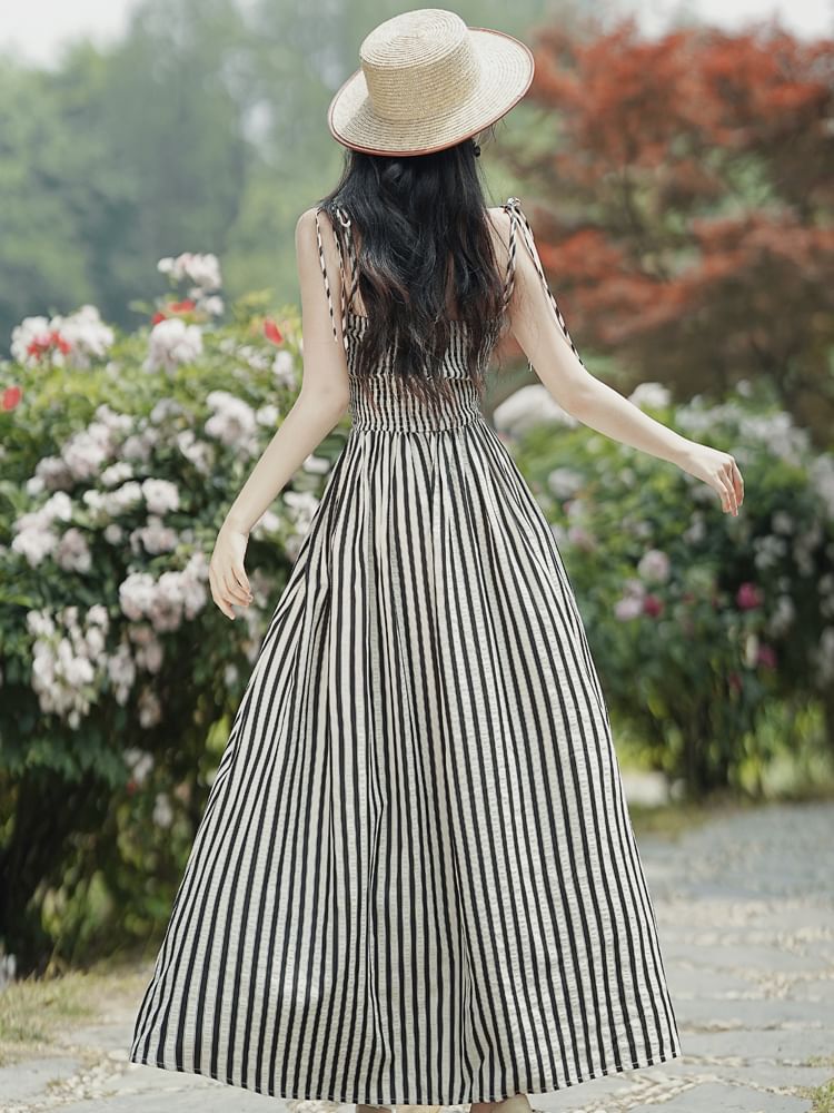 Set: Tie Shoulder Striped Ruched Maxi A SpreePicky