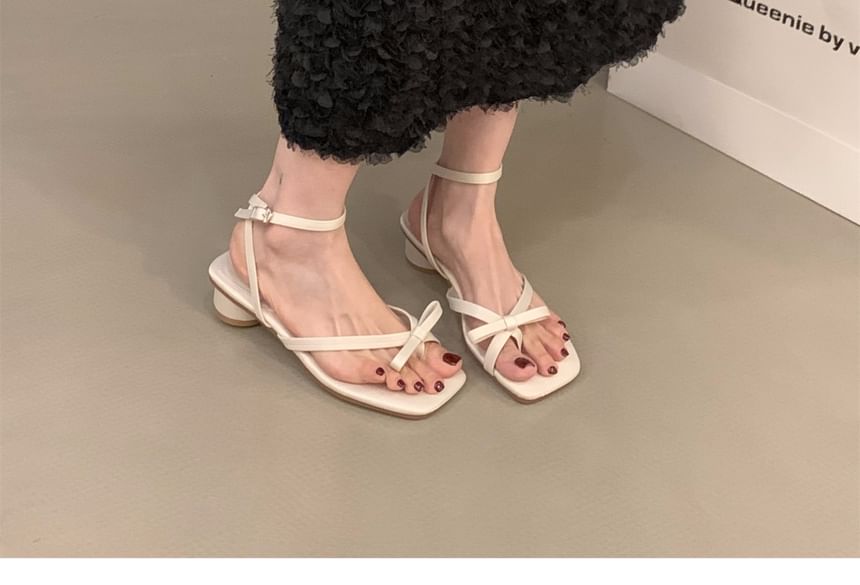 Square-Toe Round Heel Sandals SpreePicky