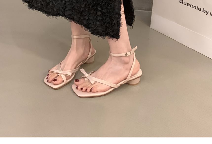 Square-Toe Round Heel Sandals SpreePicky