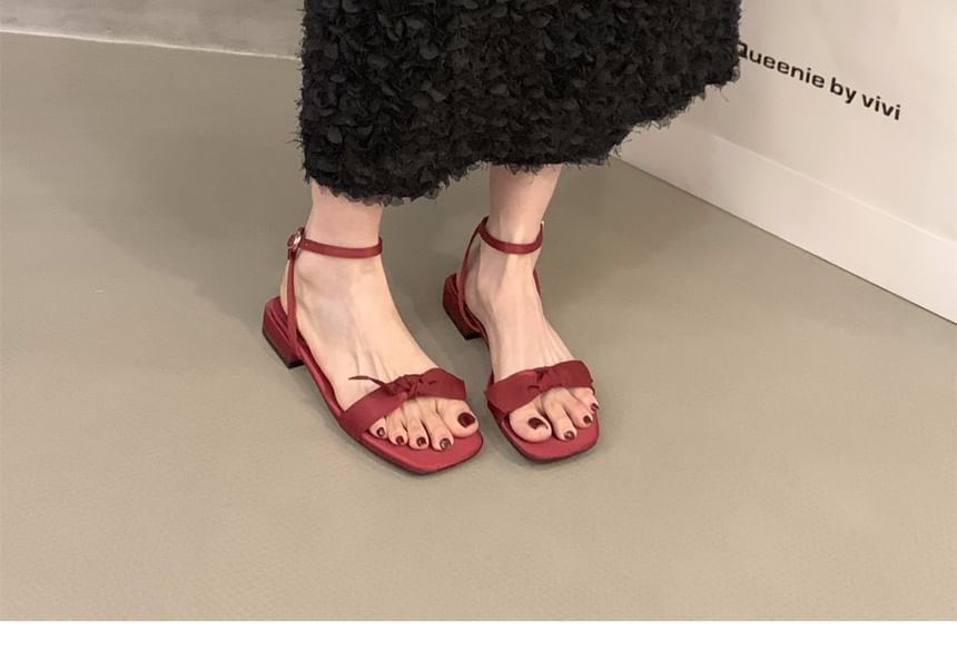 Square-Toe Bow Low Heel Sandals SpreePicky