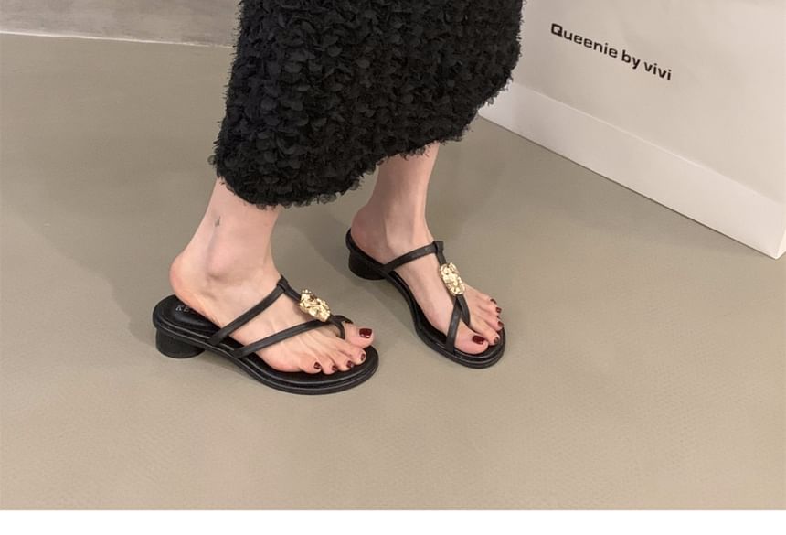 Round Heel Thong Sandals SpreePicky