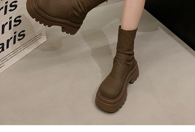 Platform Short Boots SpreePicky