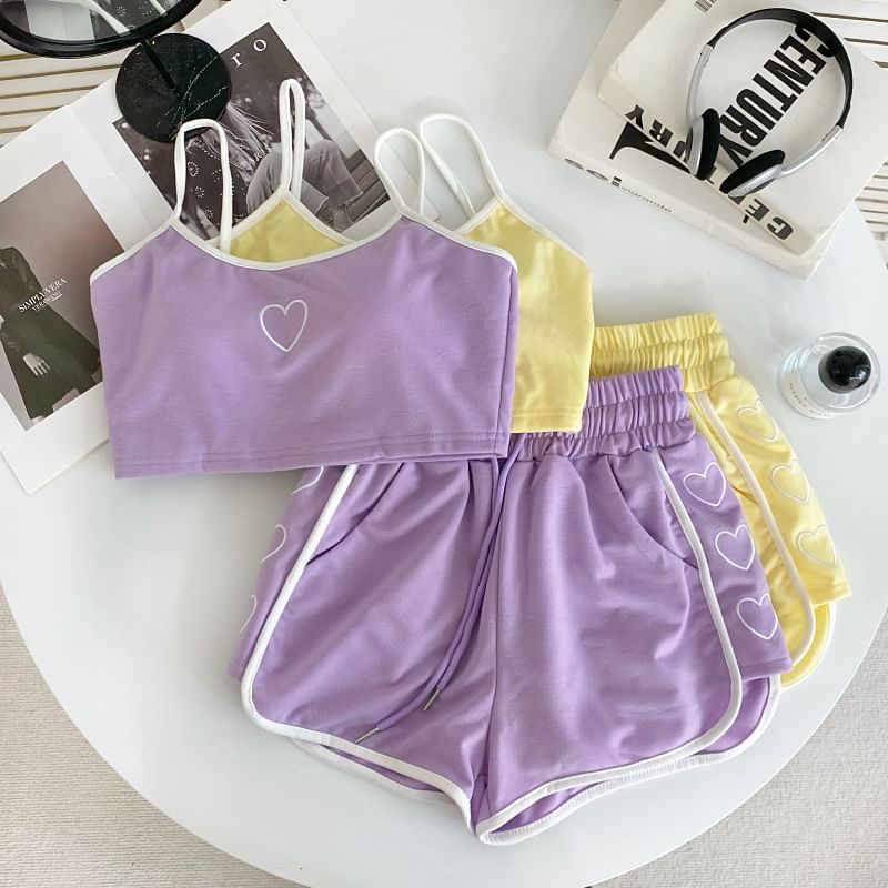 Set: Heart Embroidered Contrast Trim Crop Cami Top + Drawstring Waist Sweat Shorts mySite