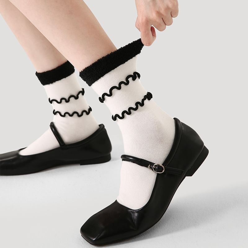 Ruffle Crew Socks SpreePicky