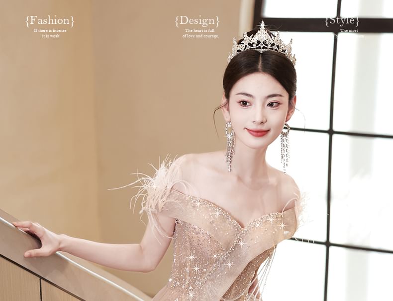 Sleeveless Off-Shoulder Fringed Sequin Mesh A-Line Evening Gown FashionChic