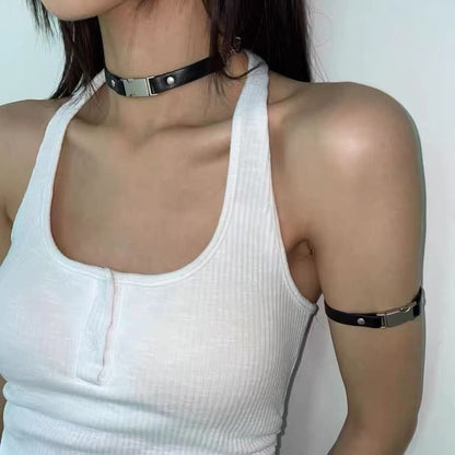 Faux Leather Buckled Choker / Bracelet SpreePicky