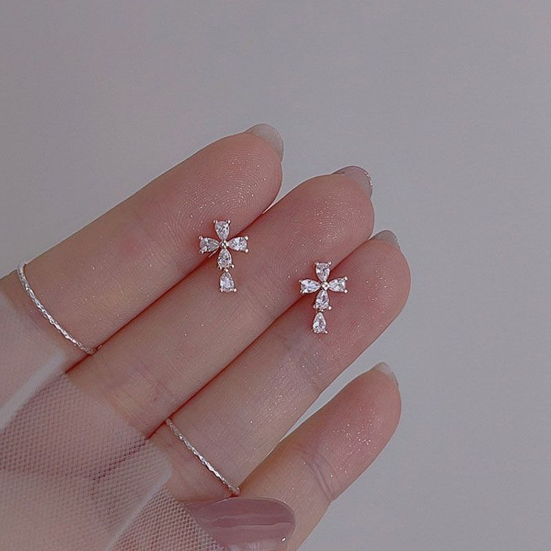 925 Sterling Silver Rhinestone Cross Stud Earring mySite