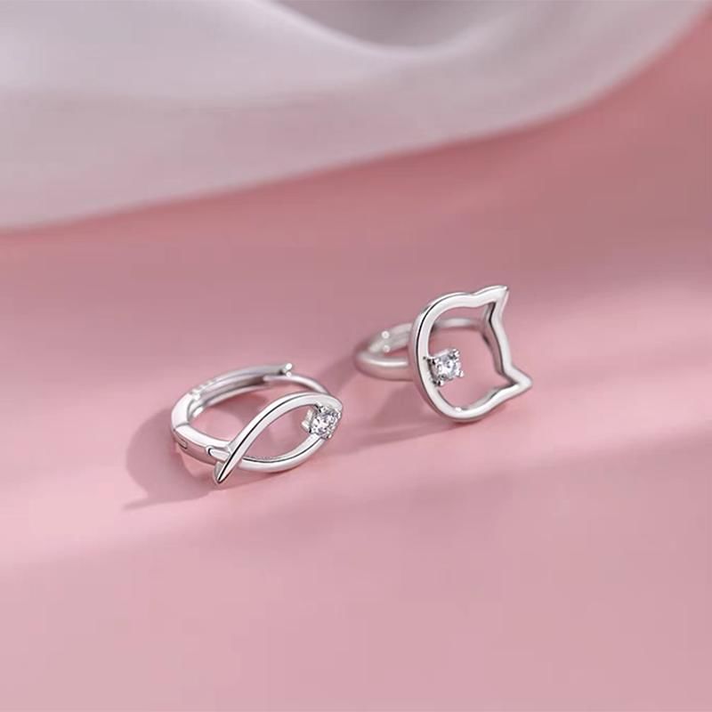 925 Sterling Silver Cat Fish Hoop Earring mySite