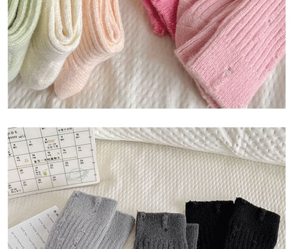 Plain Distressed Ribbed Socks Set SpreePicky