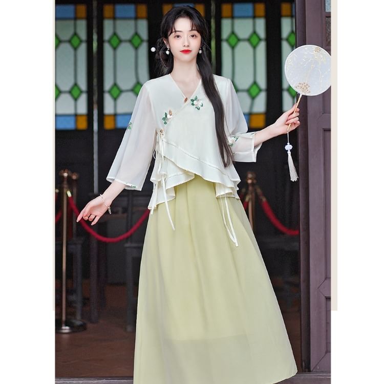 3/4-Sleeve V-Neck Embroidered Top / High Waist Maxi A-Line Skirt SpreePicky