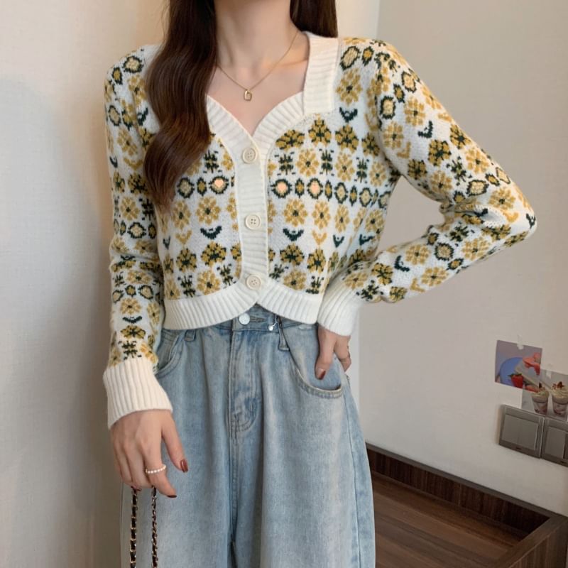 V-Neck Floral-Print Cropped Cardigan SpreePicky