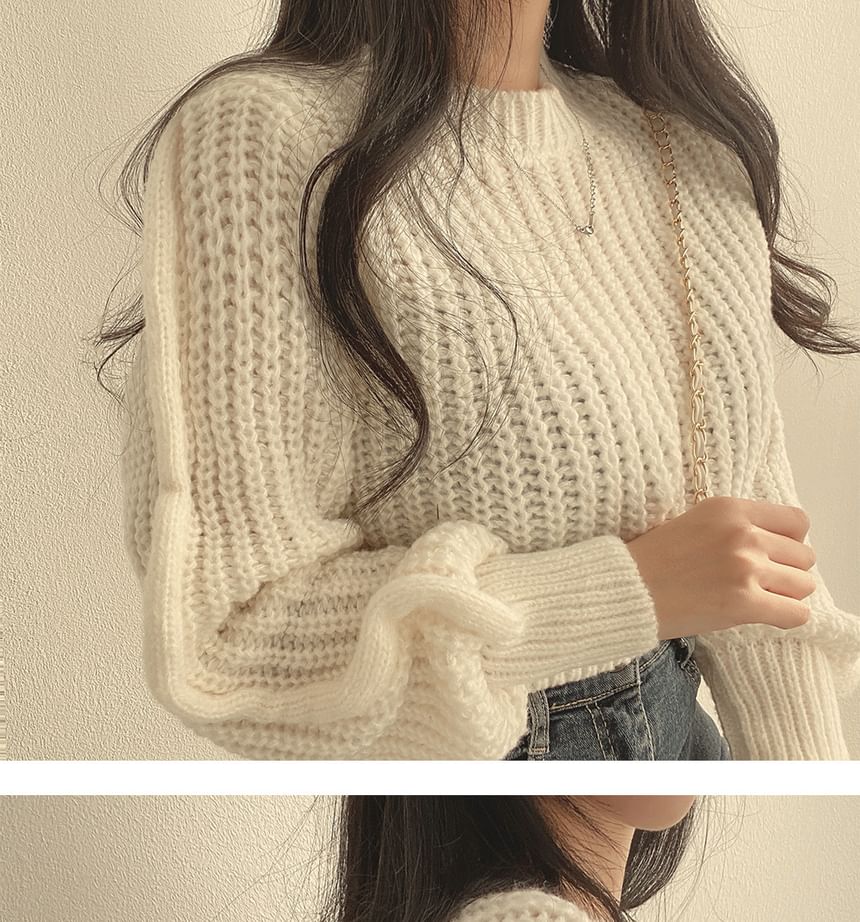 Soft Bubble-Sleeve Cropped Sweater SpreePicky