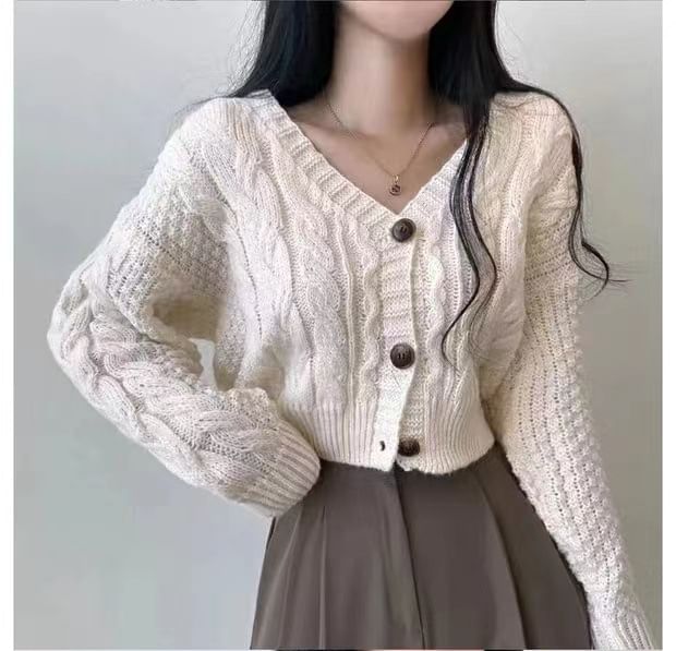 Cropped Cable-Knit V-Neck Cardigan SpreePicky