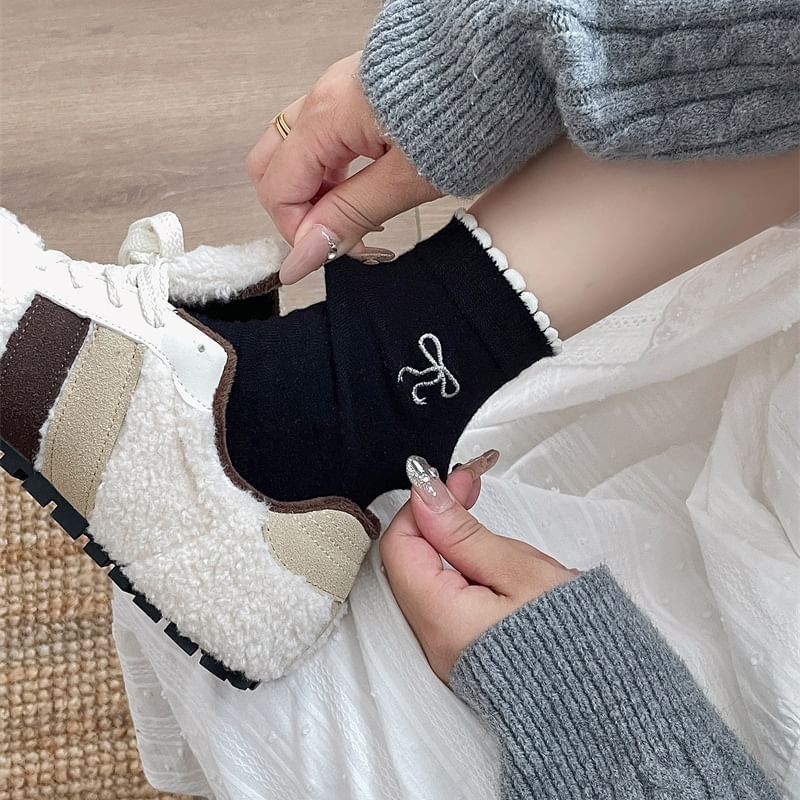 Bowknot Embroidered Crew Socks SpreePicky