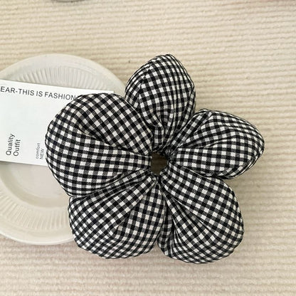 Gingham Floral Scrunchie SpreePicky