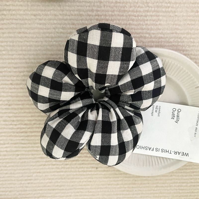 Gingham Floral Scrunchie SpreePicky