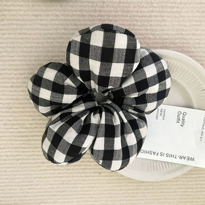 Gingham Floral Scrunchie SpreePicky