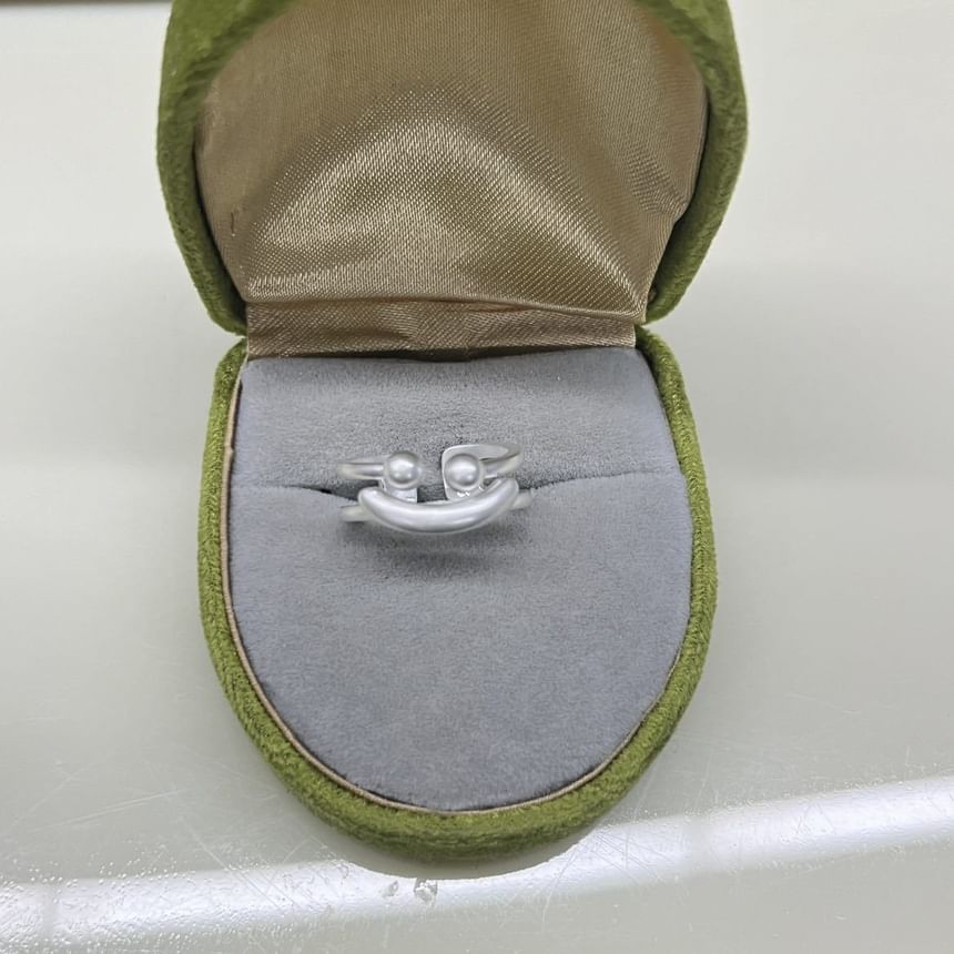 / Face Smiley Rhinestone Faux Pearl Ring FashionChic