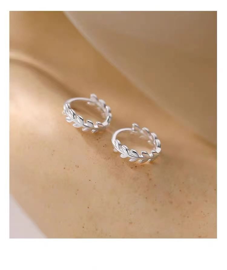 925 Sterling Silver Leaf Hoop Earring SpreePicky