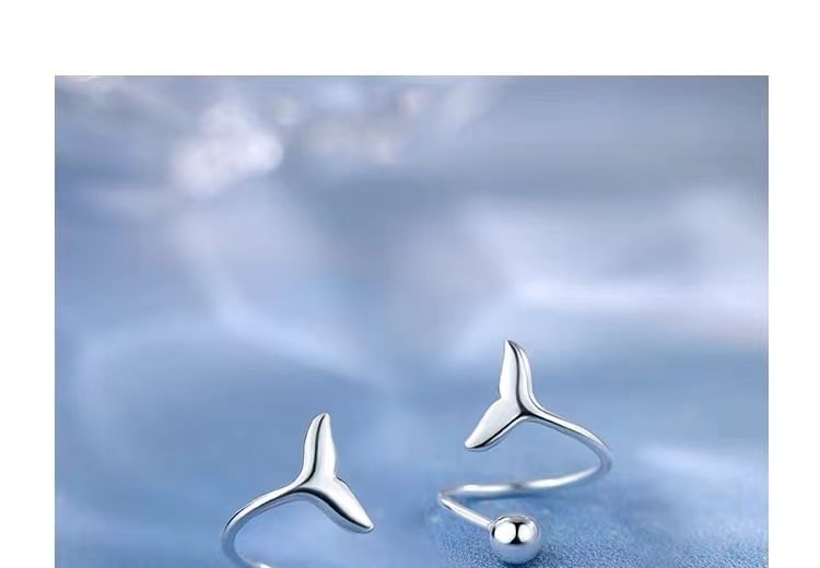 925 Sterling Silver Fish Tail Hoop Earring SpreePicky