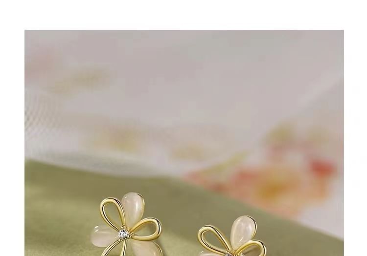 925 Sterling Silver Flower Stud Earring SpreePicky