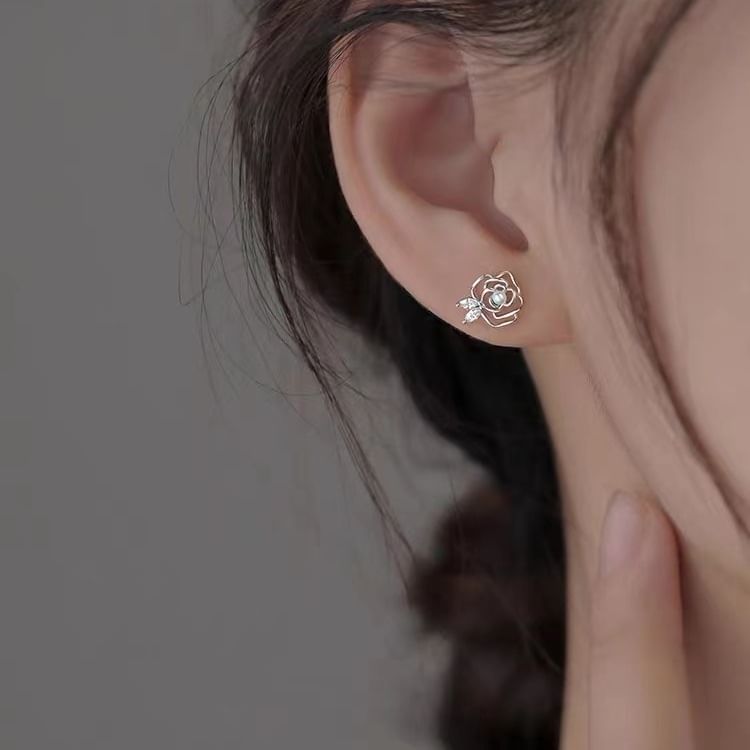 925 Sterling Silver Rose Stud Earring SpreePicky