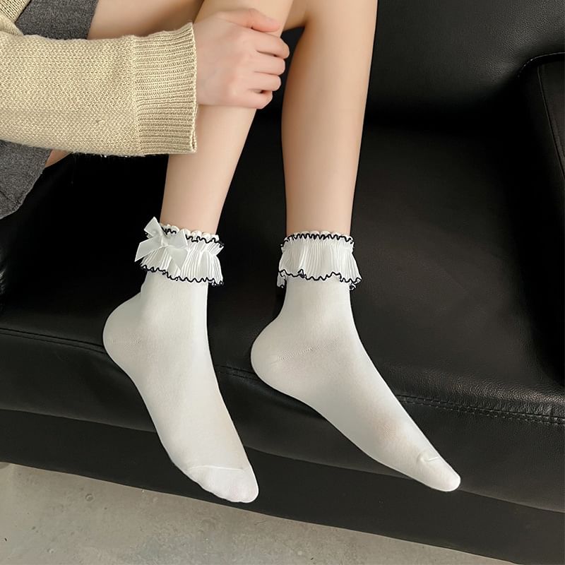 Ruffle Contrast Trim Socks SpreePicky