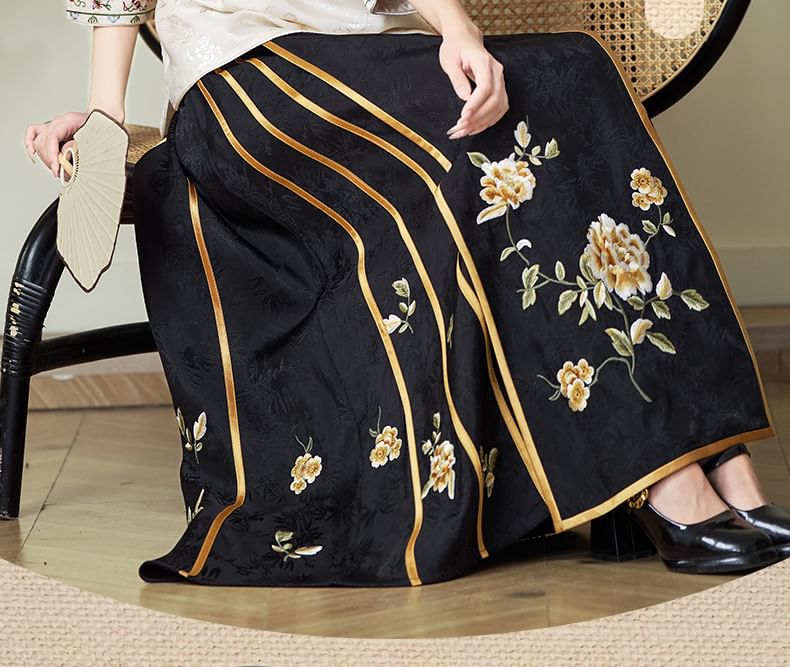 Traditional Chinese 3/4-Sleeve Crew Neck Floral Embroidered Jacquard Frog Buttoned Blouse / High Rise Contrast Trim Maxi A-Line Skirt / Set SpreePicky