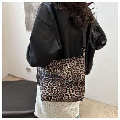 Leopard Print Tote Bag SpreePicky