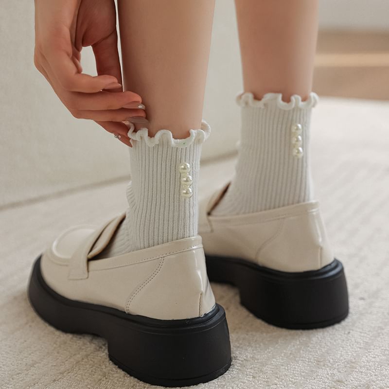 Lettuce Edge Faux Pearl Ribbed Socks / Set SpreePicky