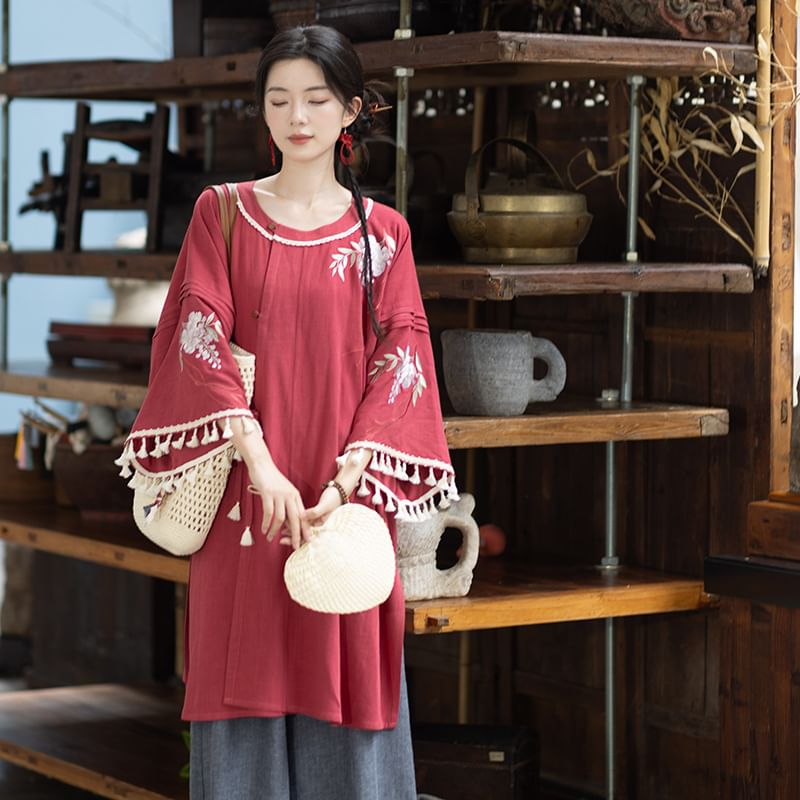 3/4-Sleeve Round Neck Embroidered Hanfu Top / Wide Leg Pants / Set SpreePicky