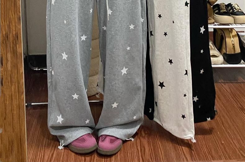 High Rise Star Print Loose-Fit Wide-Leg Sweatpants SpreePicky