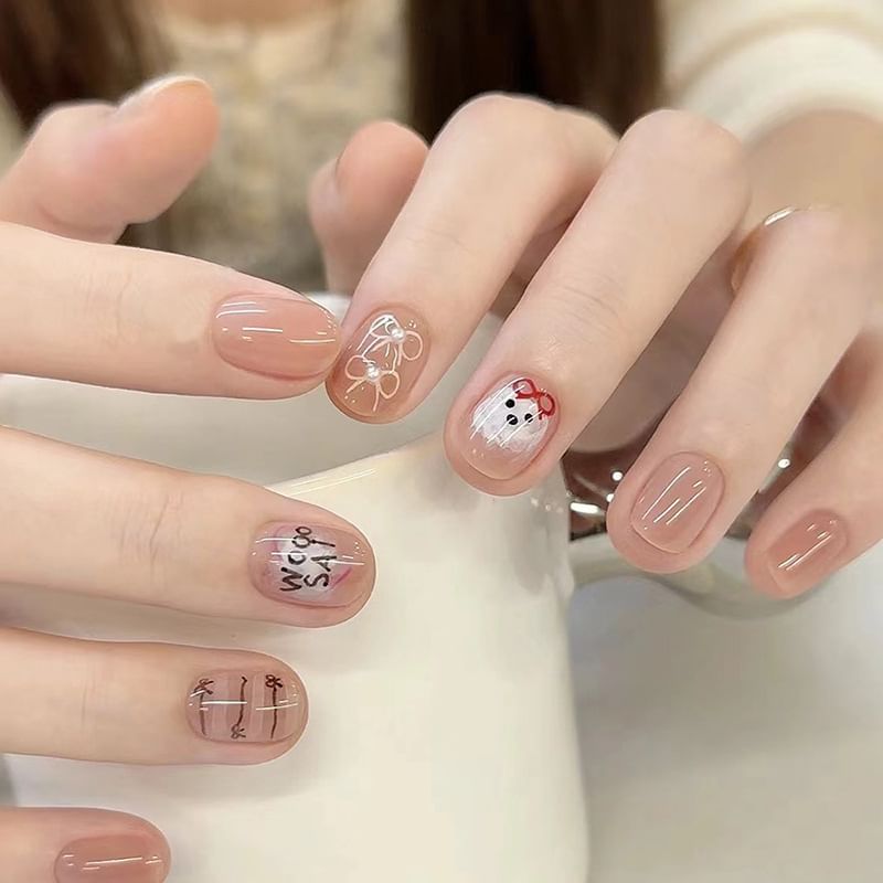 Bear Press On Nail SpreePicky