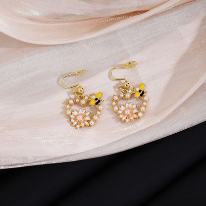 Floral Faux Pearl Bee Alloy Drop Earring SpreePicky