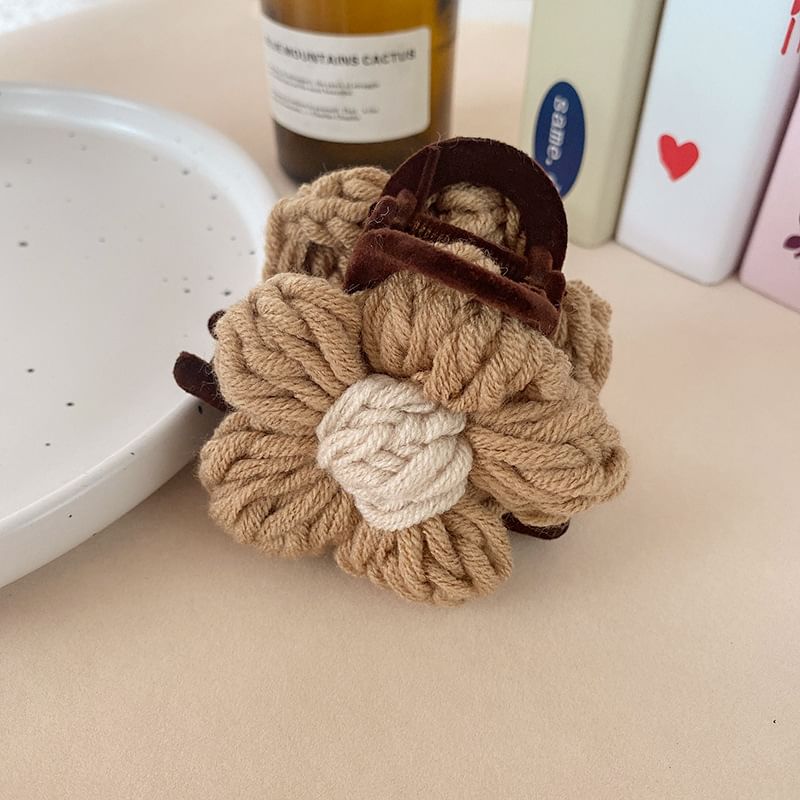 Yarn Flower Hair Claw Clip SpreePicky