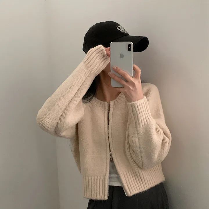 Round Neck Plain Zip Cardigan SpreePicky