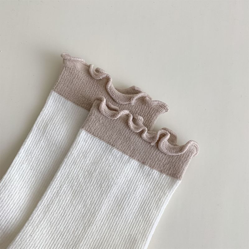 Two Tone Lettuce Edge Socks SpreePicky