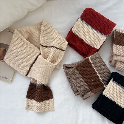 Two-Tone Knit Scarf SpreePicky